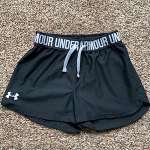 Under Armour youth small athletic shorts
